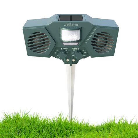 ultrasonic solar animal repeller reviews.